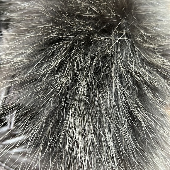 NWT,1 MADISON LUXE Fox-Fur Down Puffer Coat,attached hood removable fur,taupe - Picture 16 of 17